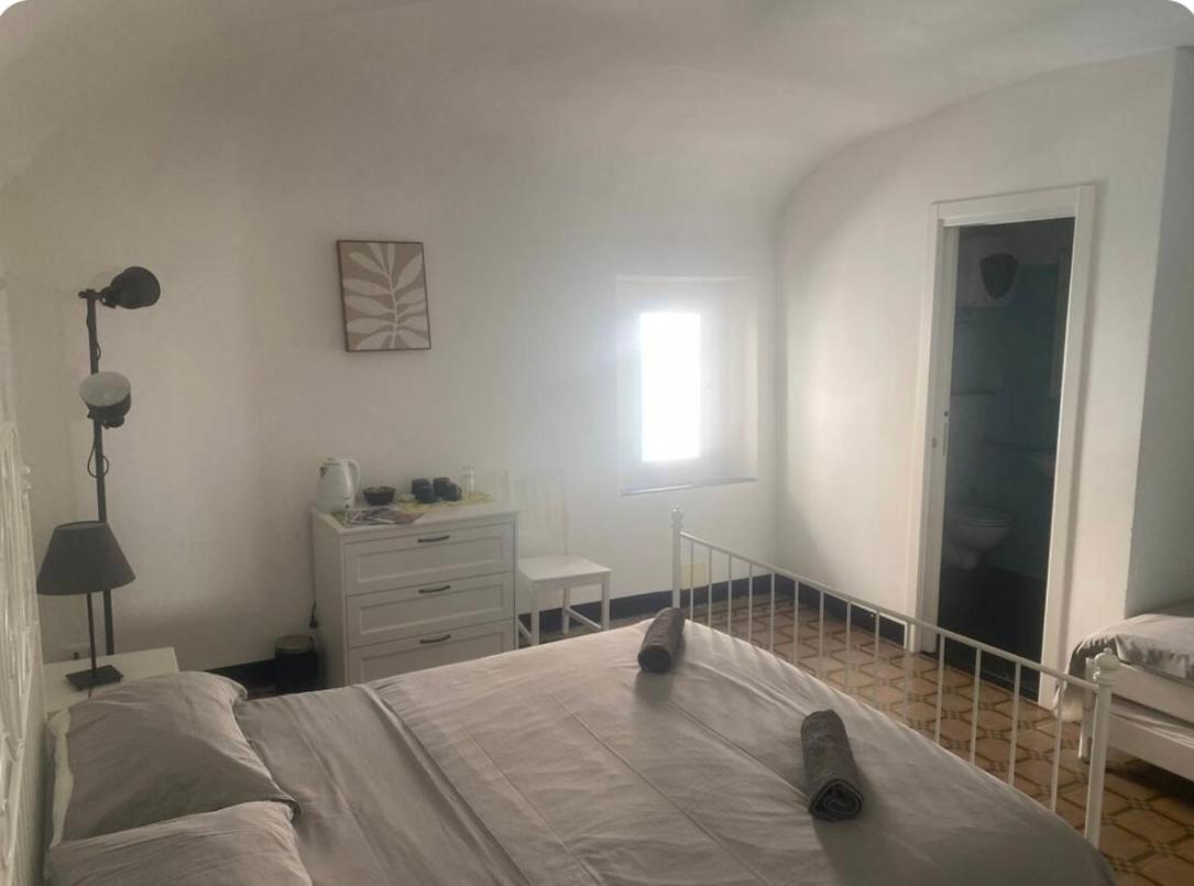Antica Dimora Rooms Albisola Superiore Bagian luar foto